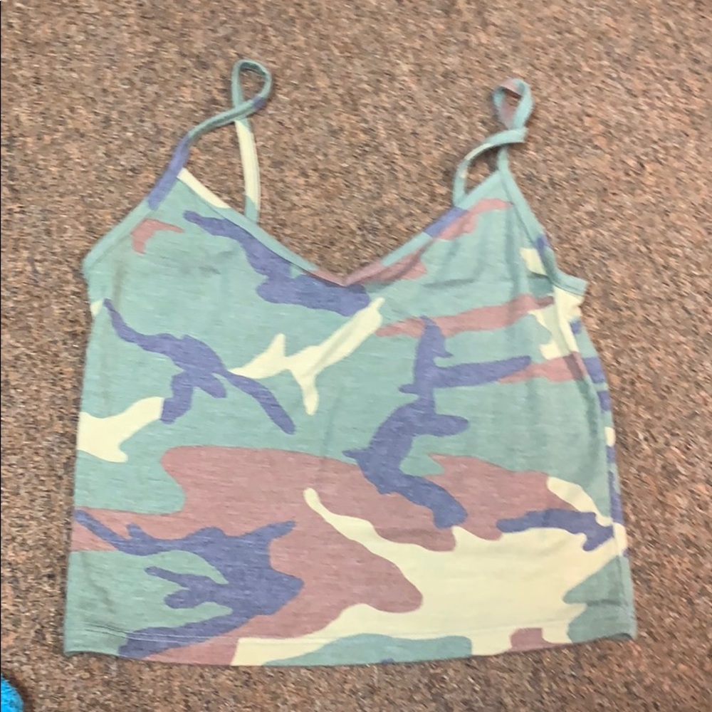cropped camo cami